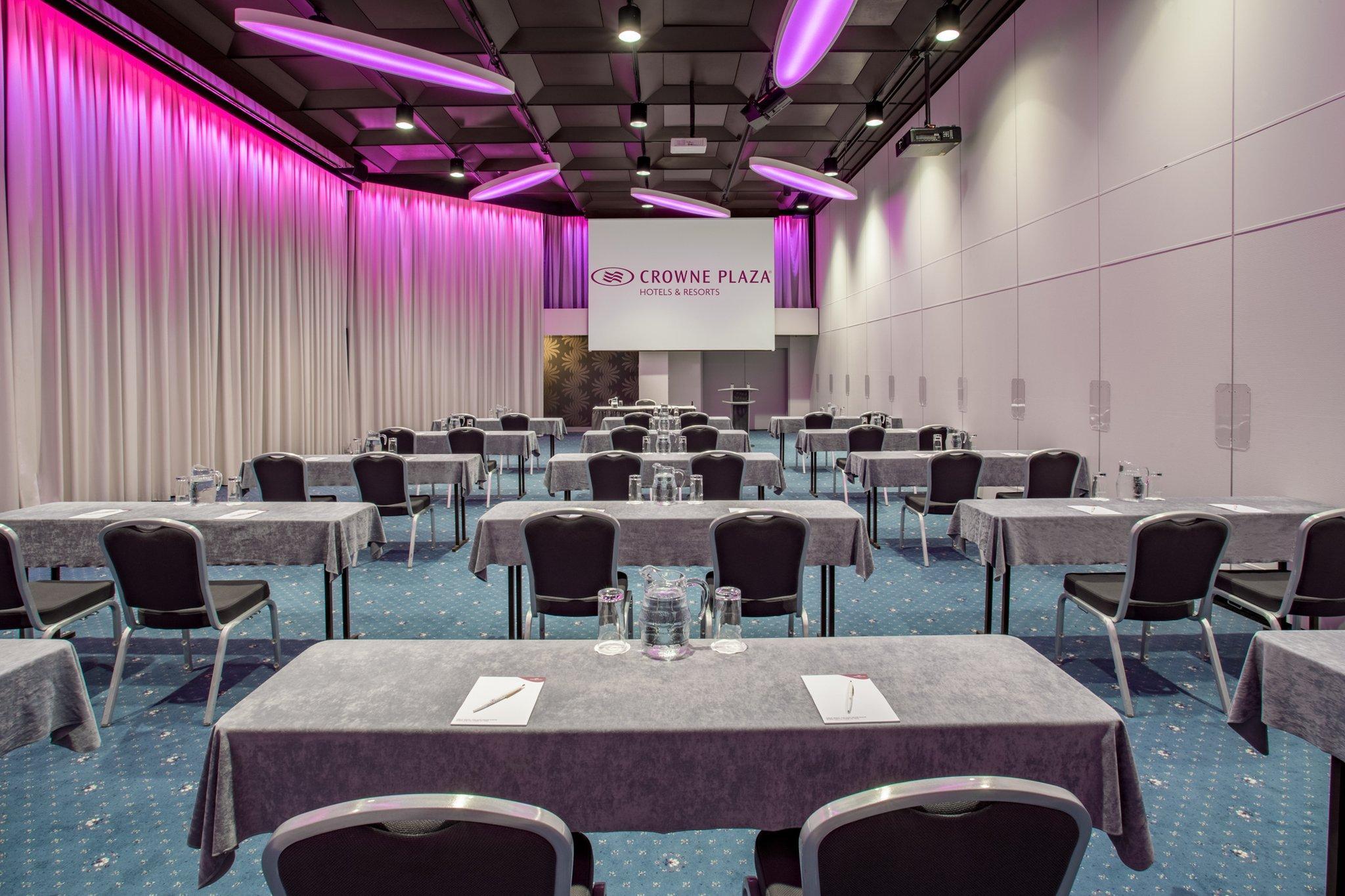 Crowne Plaza Zuerich By Ihg Hotel Ngoại thất bức ảnh