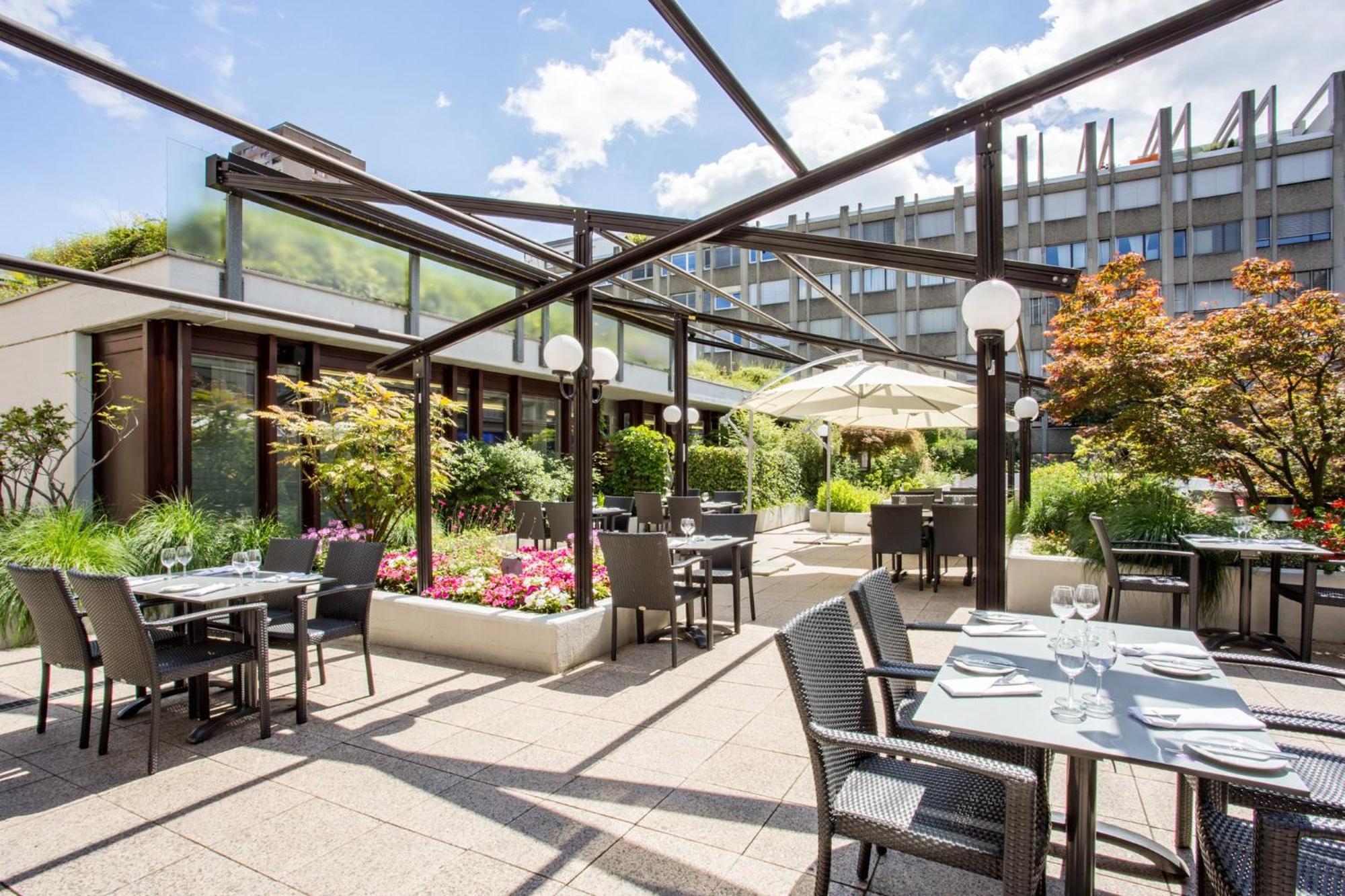 Crowne Plaza Zuerich By Ihg Hotel Ngoại thất bức ảnh