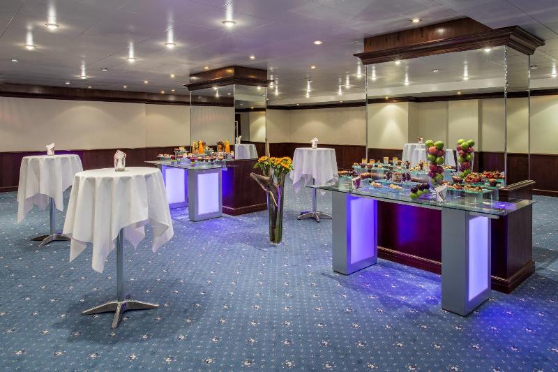 Crowne Plaza Zuerich By Ihg Hotel Ngoại thất bức ảnh