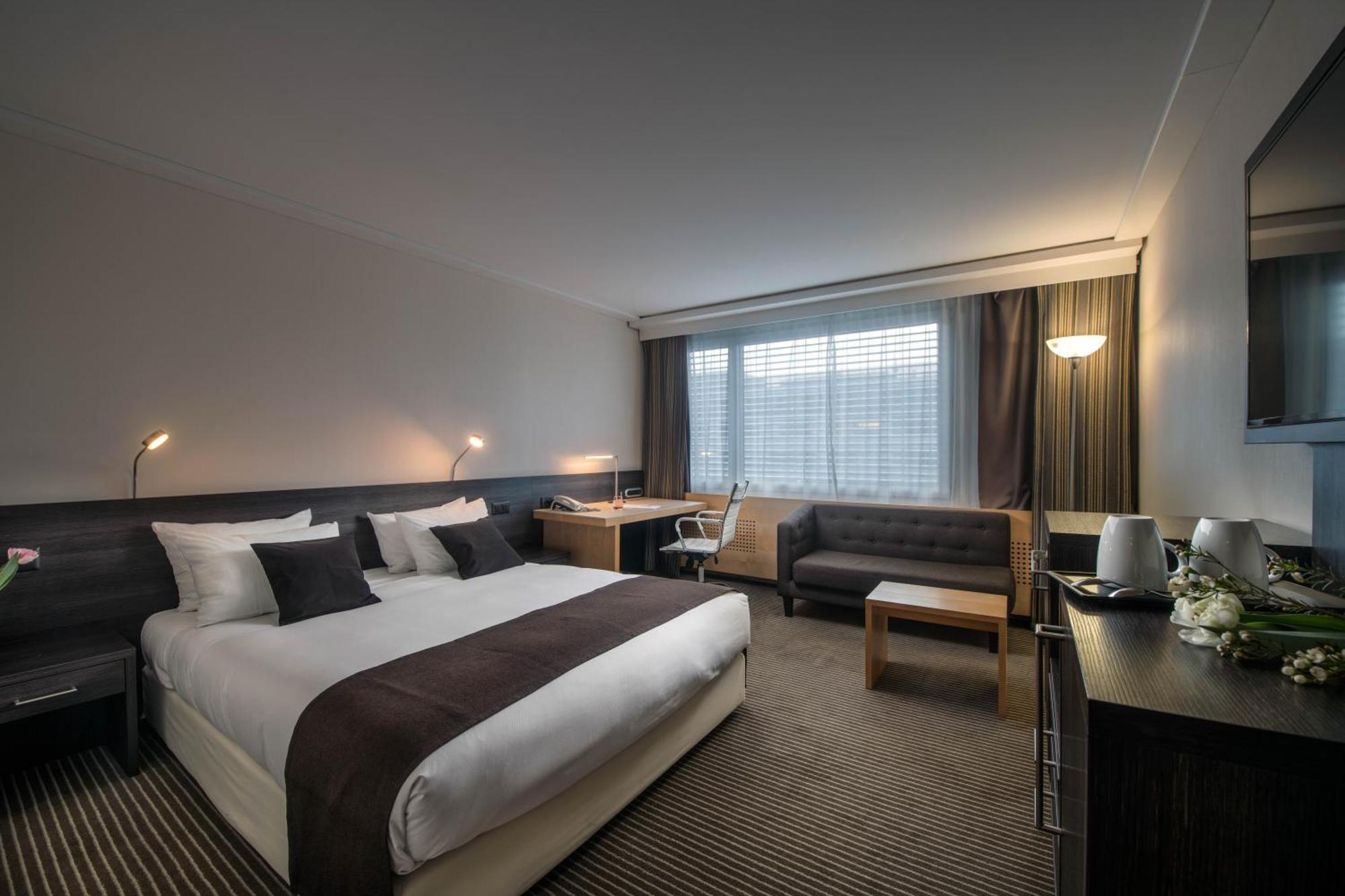 Crowne Plaza Zuerich By Ihg Hotel Ngoại thất bức ảnh