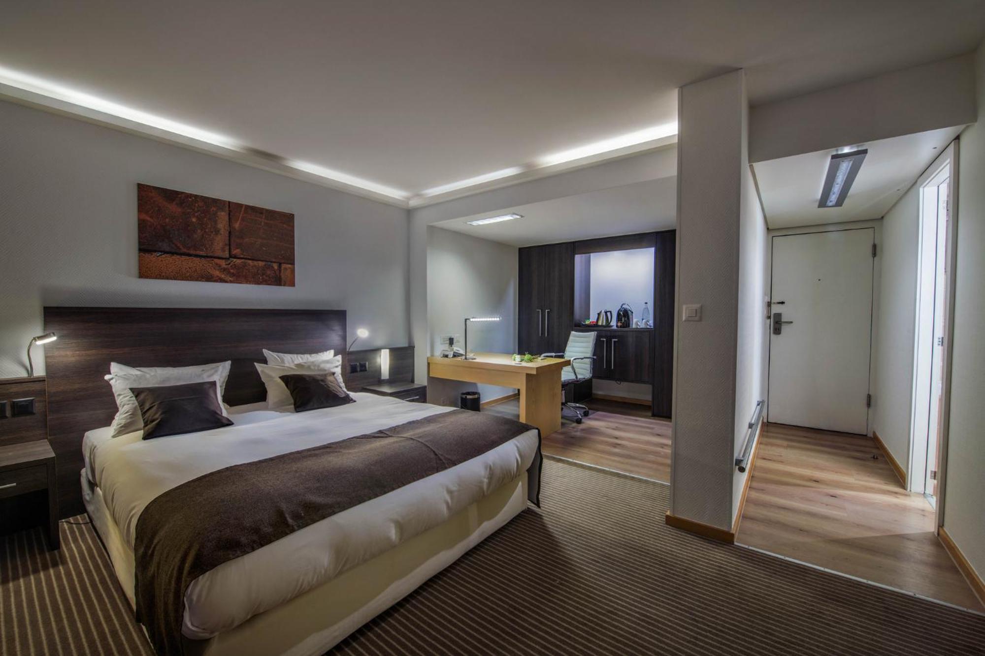 Crowne Plaza Zuerich By Ihg Hotel Ngoại thất bức ảnh