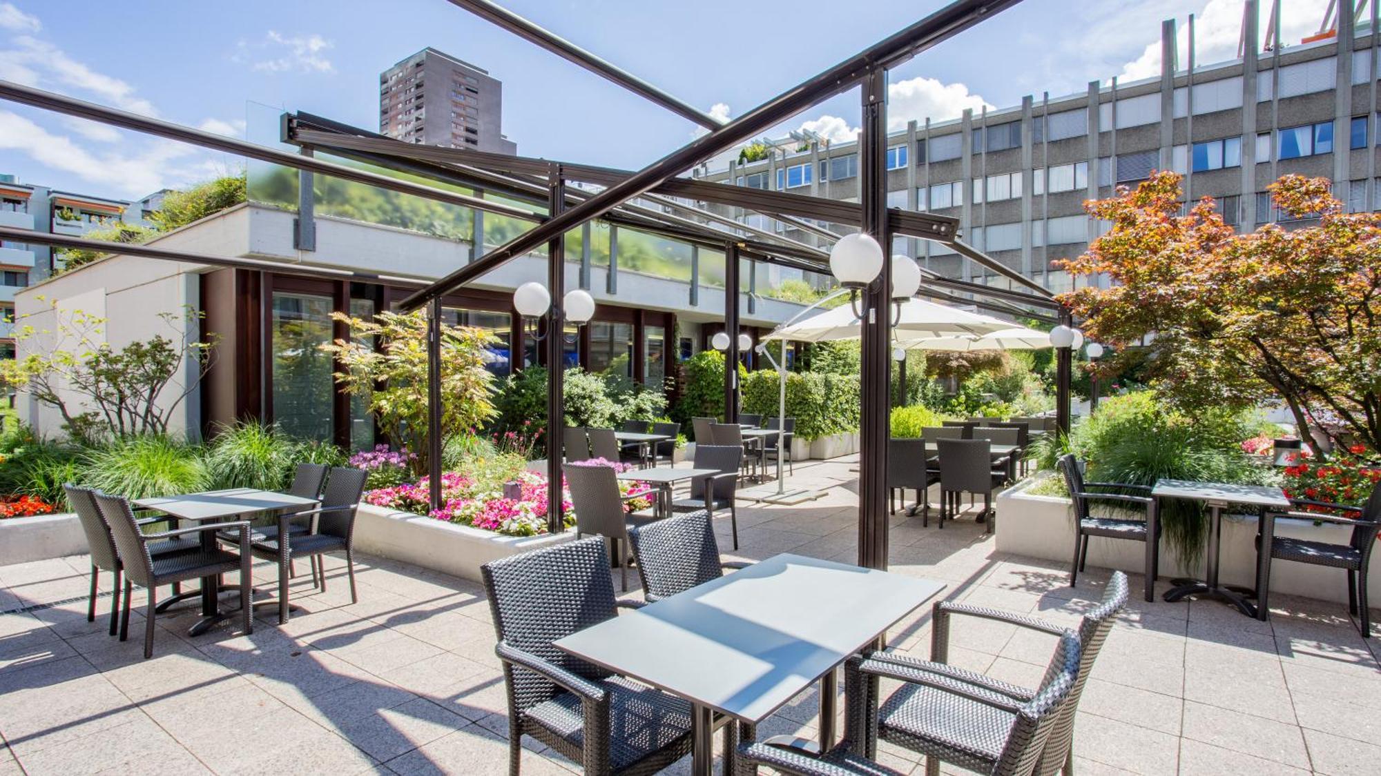 Crowne Plaza Zuerich By Ihg Hotel Ngoại thất bức ảnh