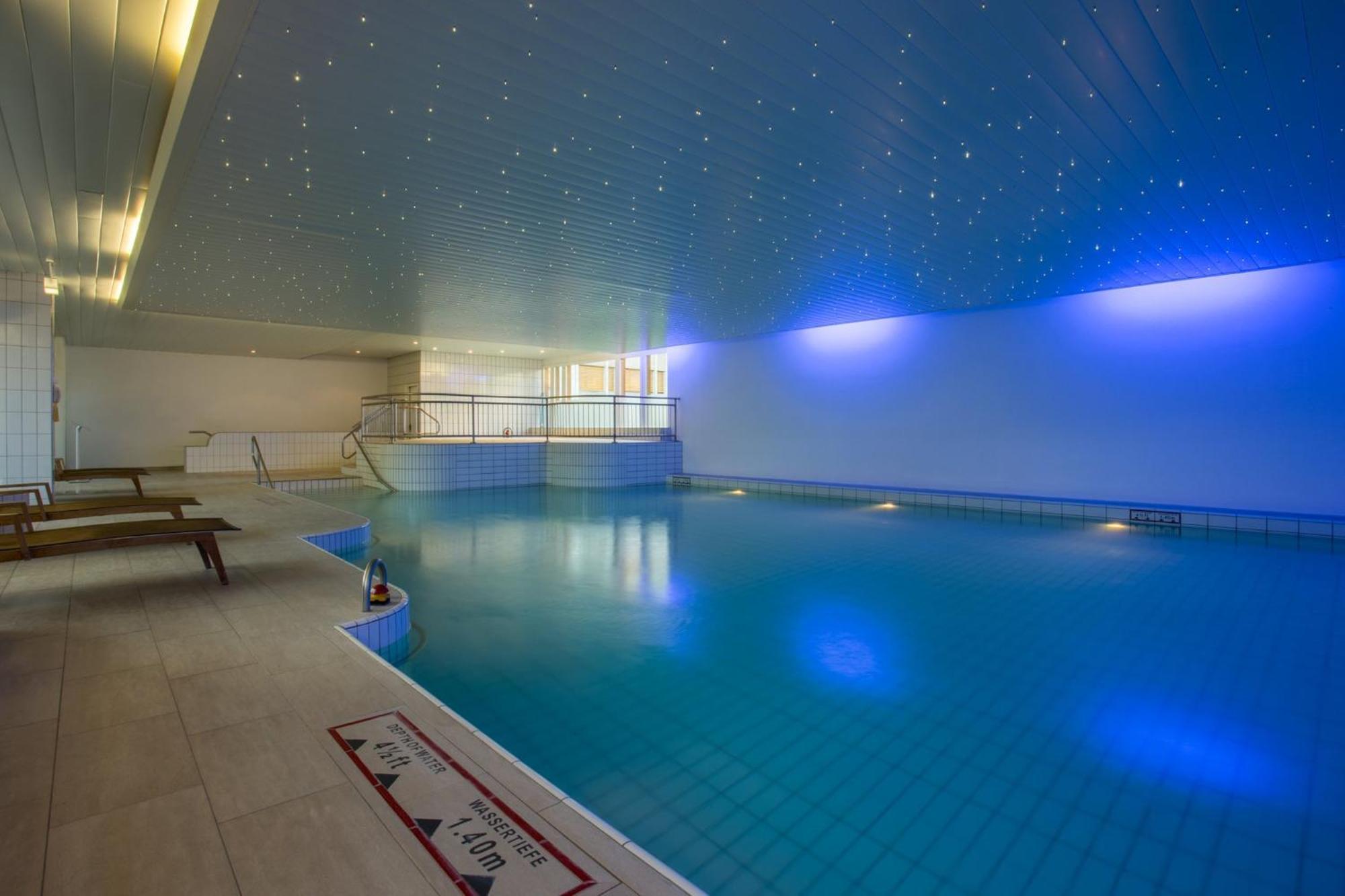 Crowne Plaza Zuerich By Ihg Hotel Ngoại thất bức ảnh