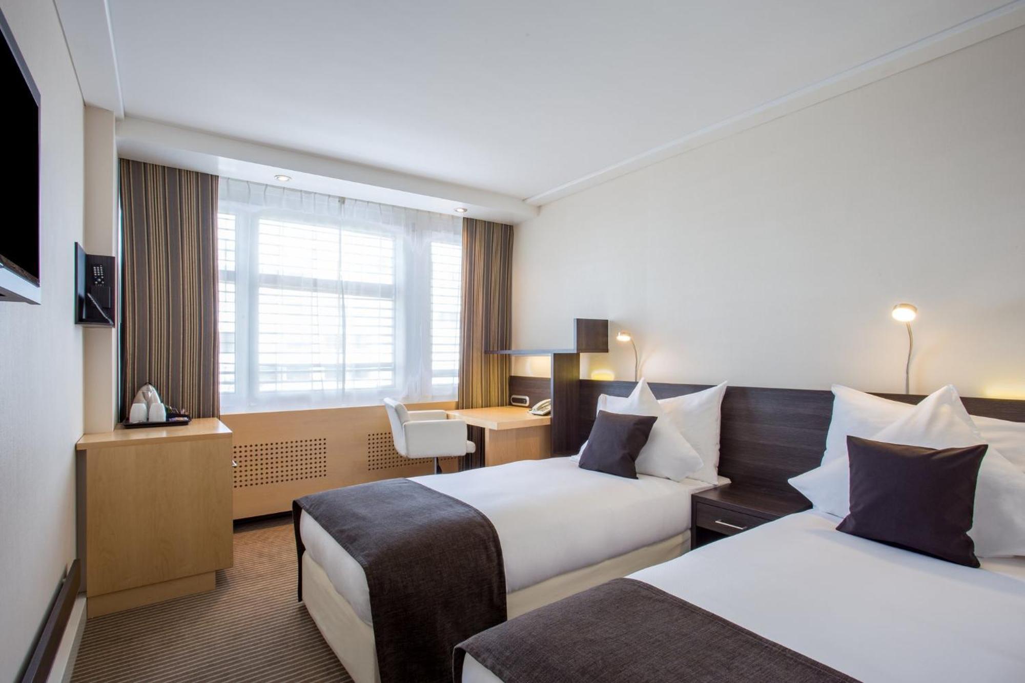 Crowne Plaza Zuerich By Ihg Hotel Ngoại thất bức ảnh
